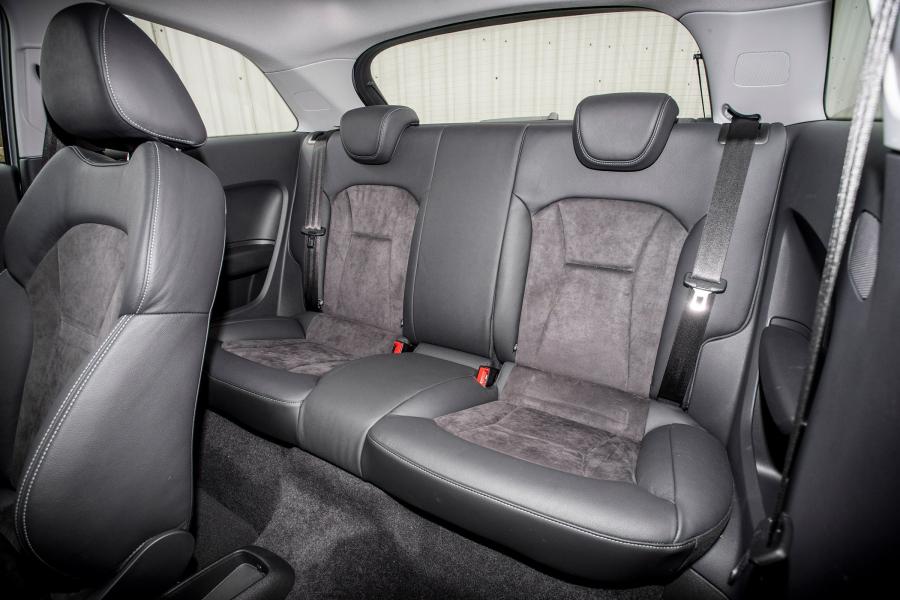 Интерьер Audi A1 TFSI (8X) 2014 года  (UK) (фото 3 из 14)